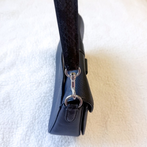 DNB - Picture 5 of 13